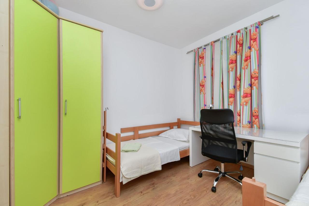 Apartment Ela Omiš Екстериор снимка