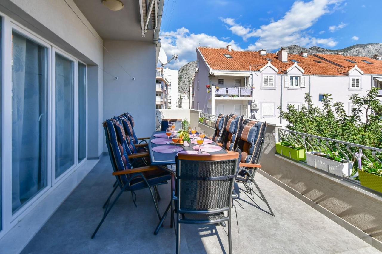 Apartment Ela Omiš Екстериор снимка