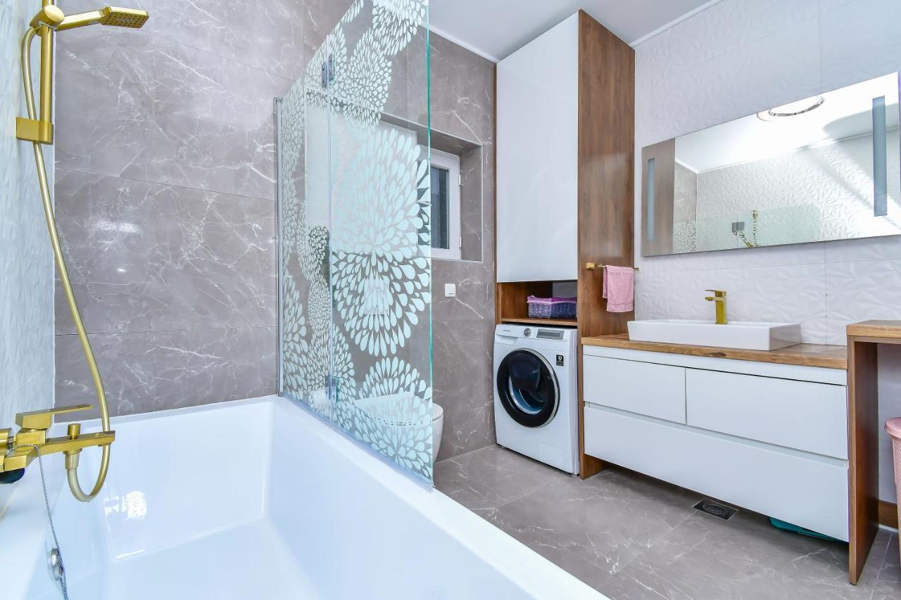 Apartment Ela Omiš Екстериор снимка