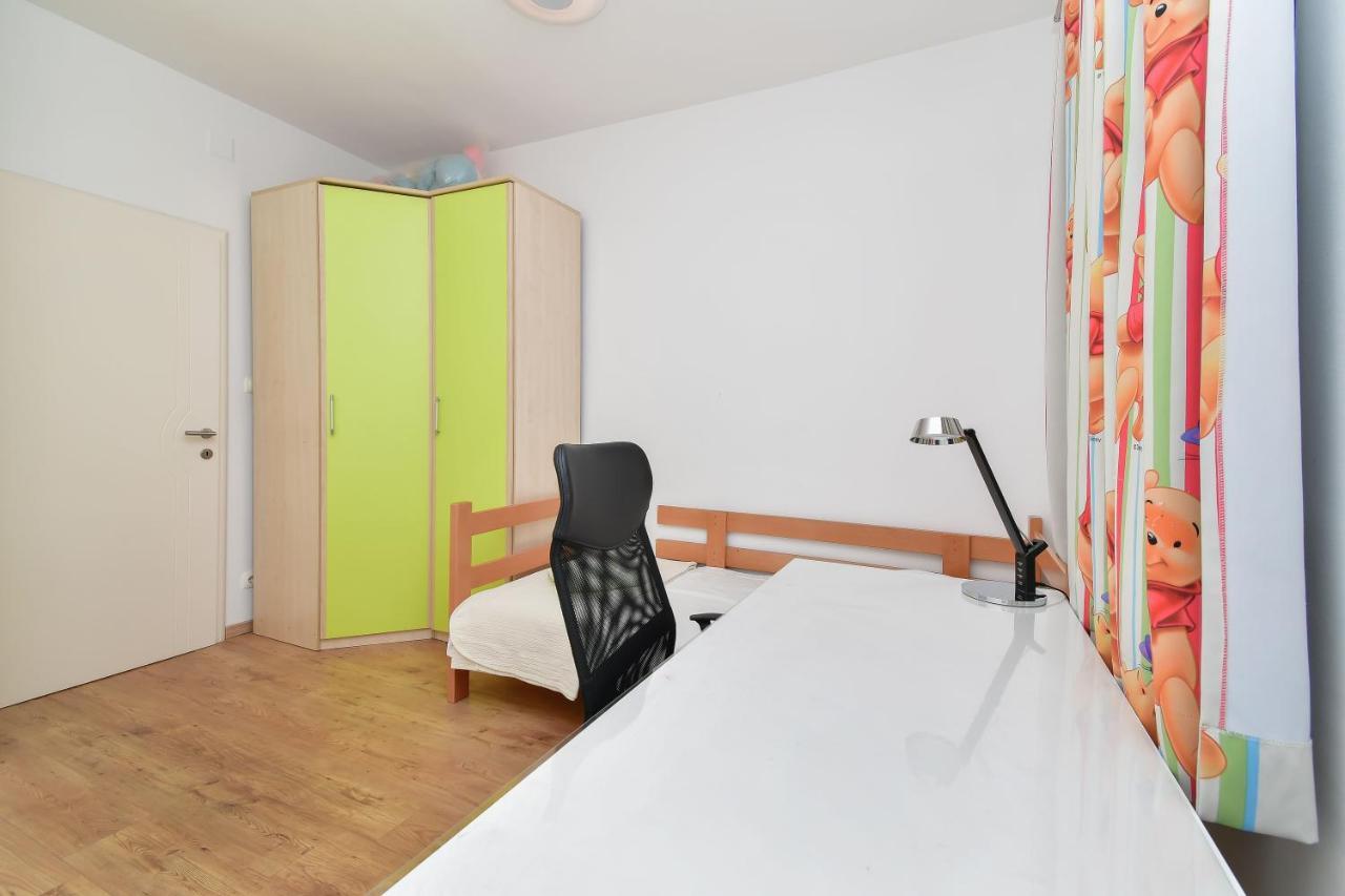 Apartment Ela Omiš Екстериор снимка